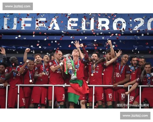 C罗里斯本惊艳曼联之战引爆欧洲足坛传奇对决瞬间巅峰激荡回响史