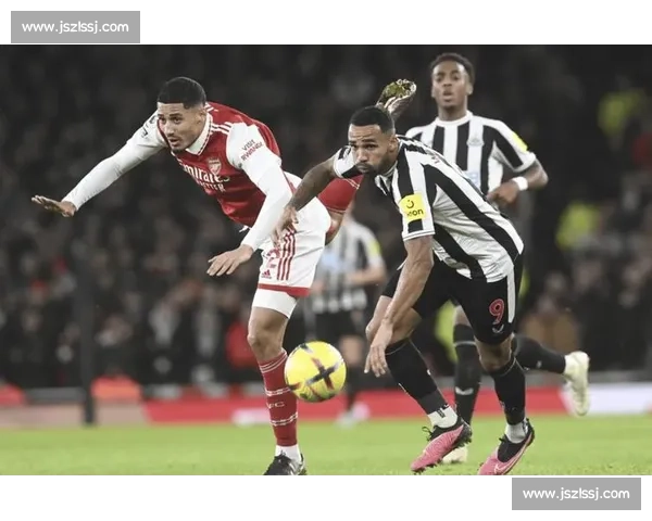 纽卡斯尔对阵曼联赛前预测分析双方走势与胜负看点关键因素前瞻